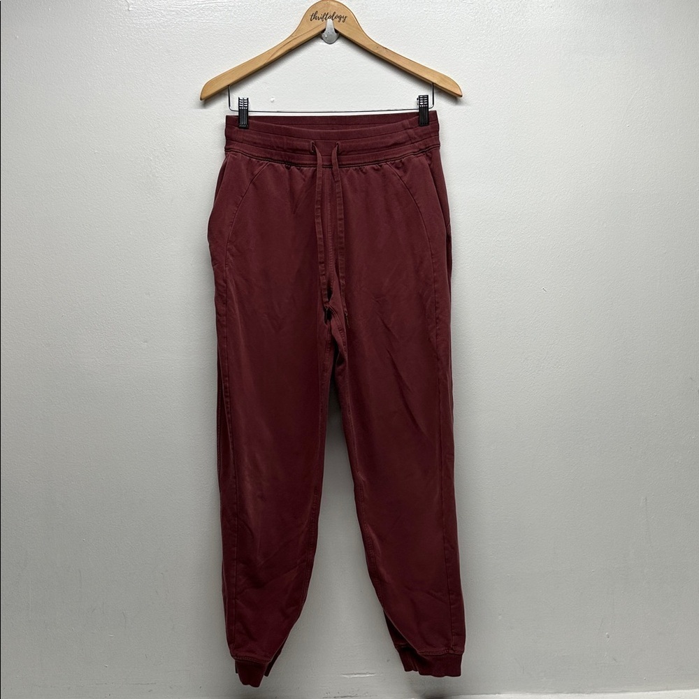 Lululemon Scuba Jogger Pants High Rise French Terry Cotton Smoky Red Size 6